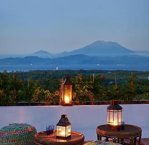 353 Degrees North Villa