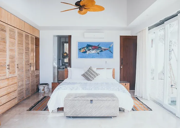 353 Degrees North Villa