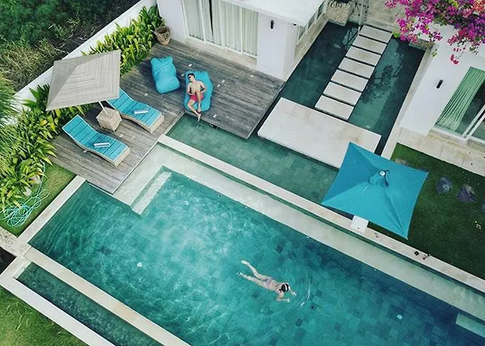 353 Degrees North Villa *